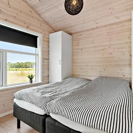 3 Bedroom Cozy In Ejstrupholm Krejbjerg